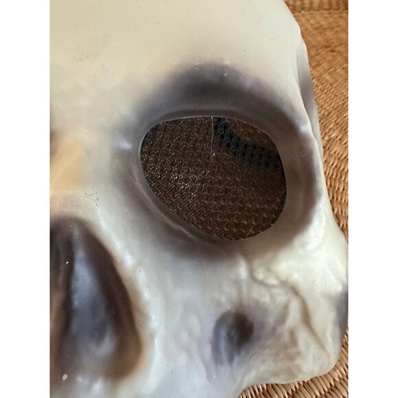 Party City skeleton skull mask - Picture 3 of 9